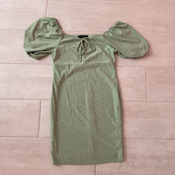 VIBE Mini Dress Bodycon Mint Green Short Sleeve Tie-Front Bust Textured Sage M - Picture 1 of 9
